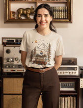 Load image into Gallery viewer, Pages and Pine Unisex t-shirt | HEATHER DUST