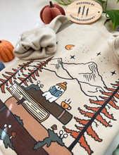 Load image into Gallery viewer, Pages and Pine Unisex Sweatshirt | SAND